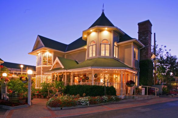 Apple Farm Inn and Restaurant Queer SLO